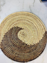 Load image into Gallery viewer, Black and White Sweet Grass Placemat Sagar (3 sizes)