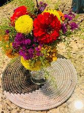 Load image into Gallery viewer, Black and White Sweet Grass Placemat Sagar (3 sizes)