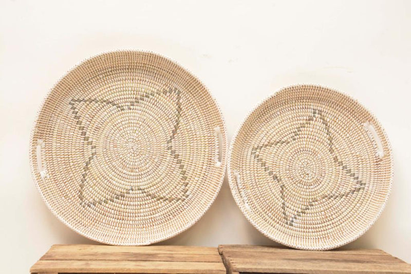 Umy sweetgrass tray with handles