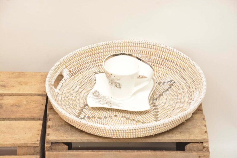 Umy sweetgrass tray with handles
