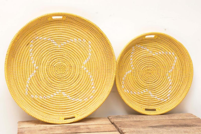 Cura woven tray with handles