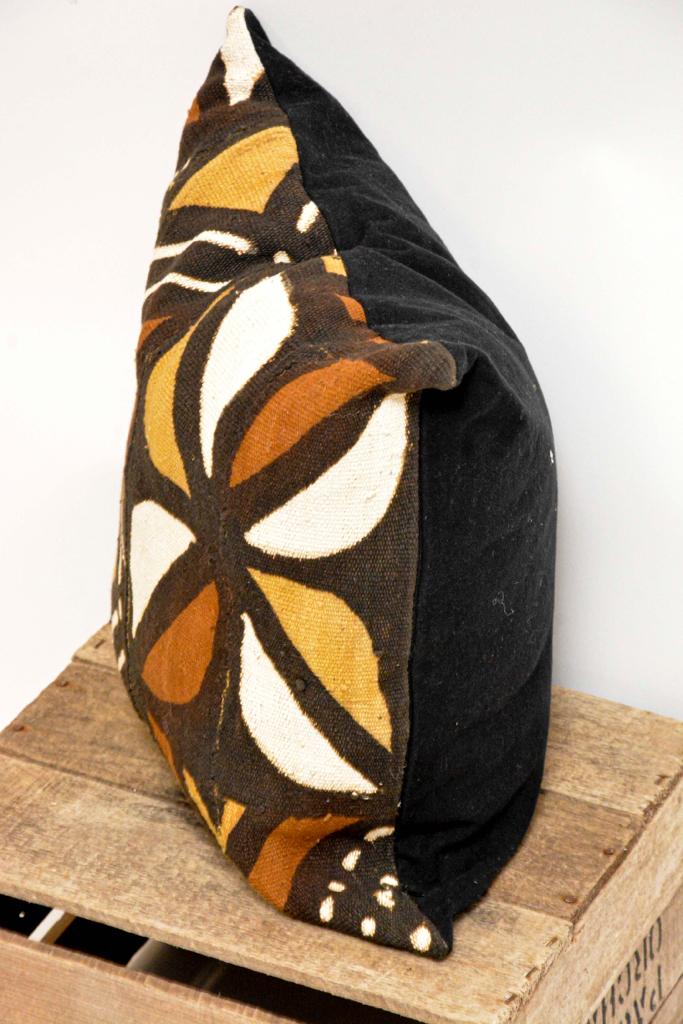 Isseu bogolan mudcloth pillow